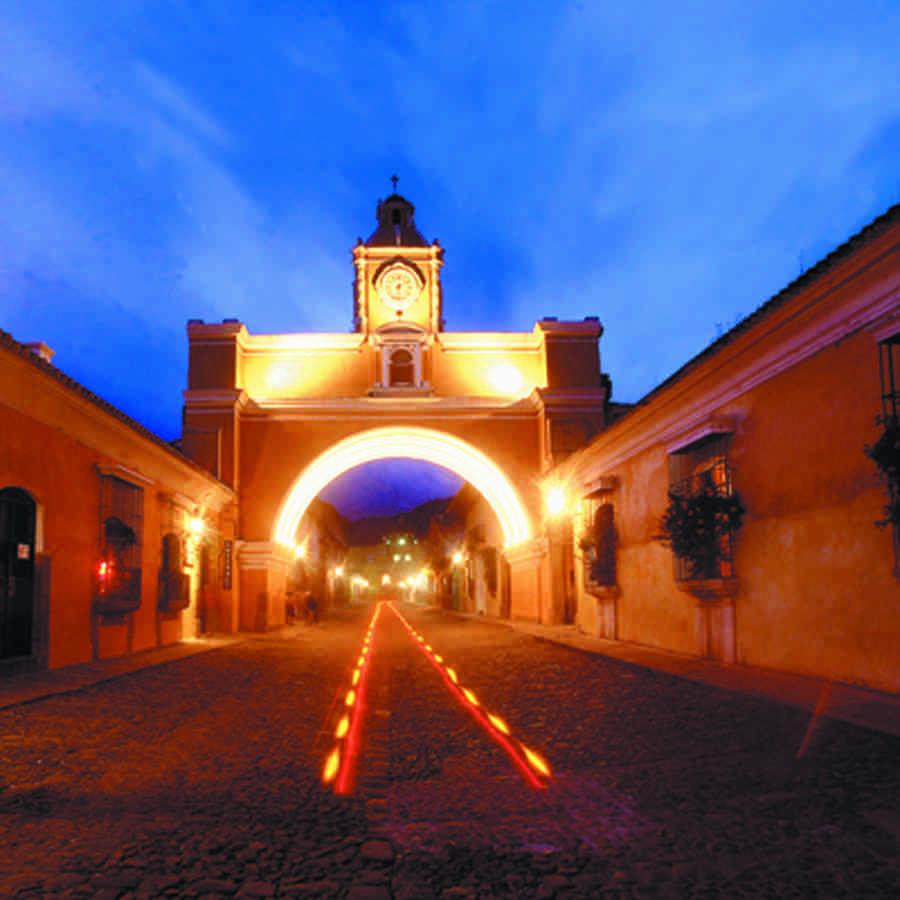 arco santa catarina antigua guatemala  o