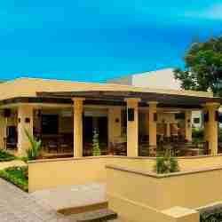o Hotel