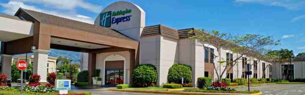 o holiday inn express ato