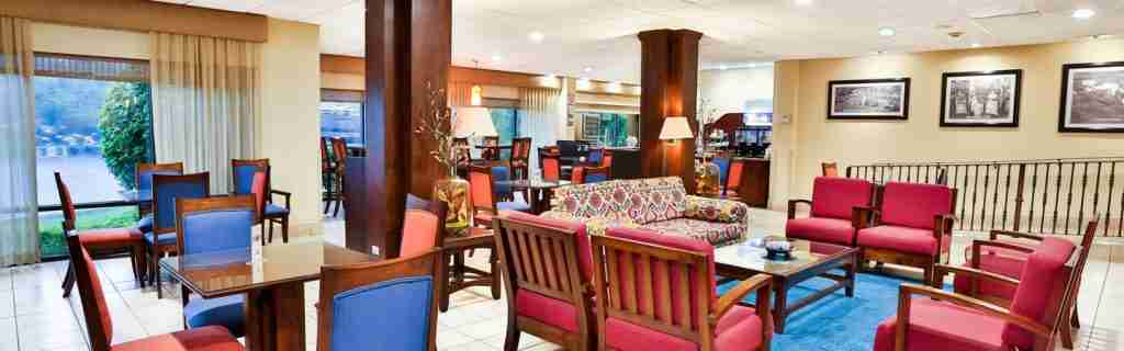 o holiday inn express ato