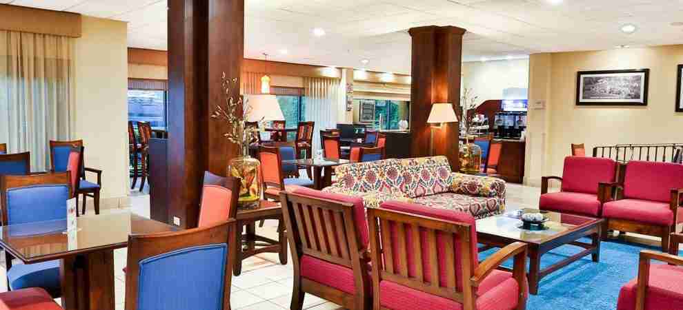 o holiday inn express ato